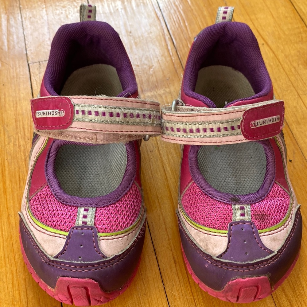 Tsukihoshi kids “sneakers”